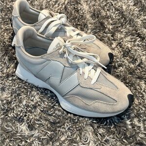 NB 327 Silver & Grey Retro Tennis Shoes